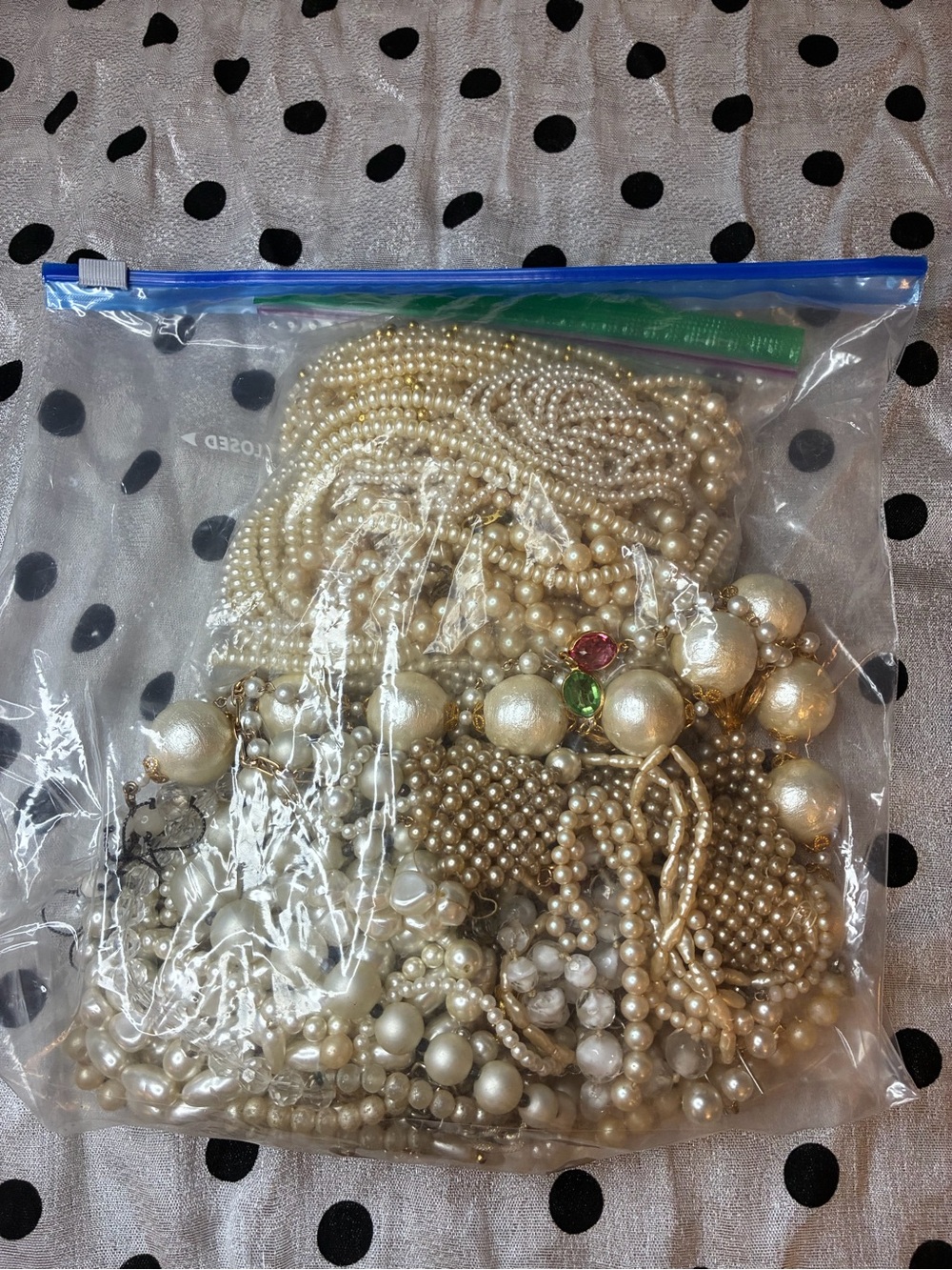 1.76 LB Mixed Faux Pearl Jewelry Lot Necklaces Beads Vintage Craft Repair